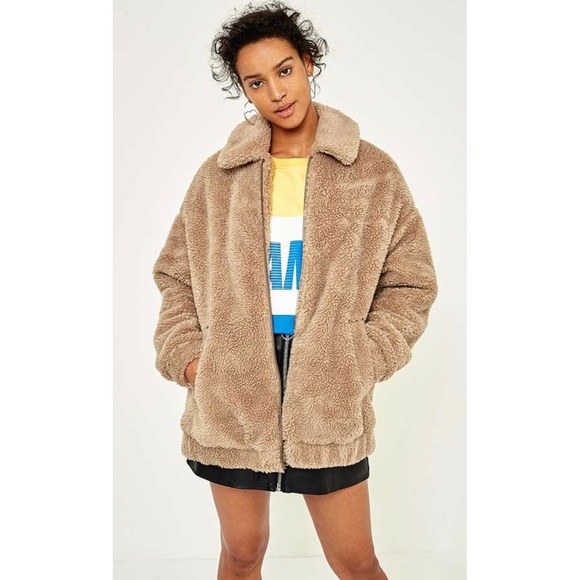 SOLD // OVERSIZED FAUX SHERPA ZIP-UP JACKET - Picture 5 of 9